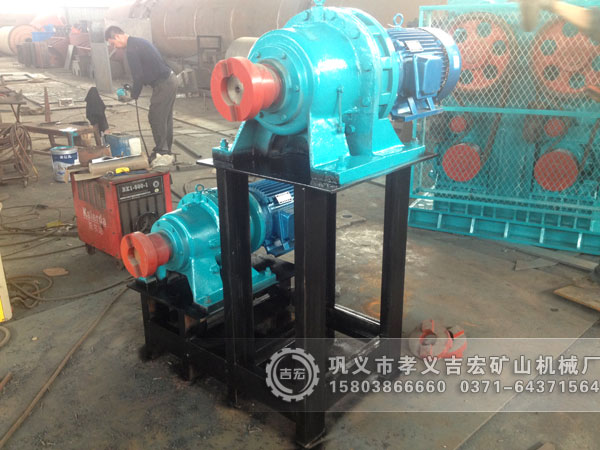 四齒輥破碎機發往浙江溫州3