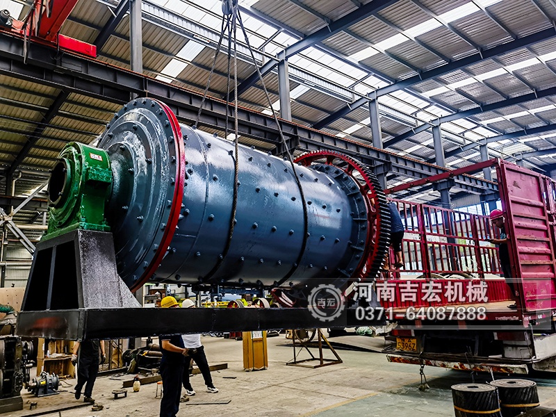 精細研磨,高效穩定：氧化鋁球磨機工作原理解析