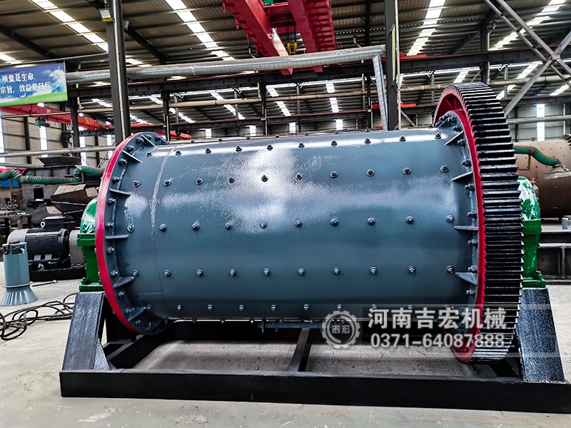 球磨機不用換錘頭的制砂機,出料可達200目,干磨濕磨都可以！